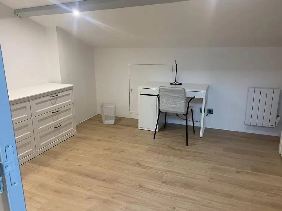 Magnifique Appartement T2 En Centre Village Saverdun France